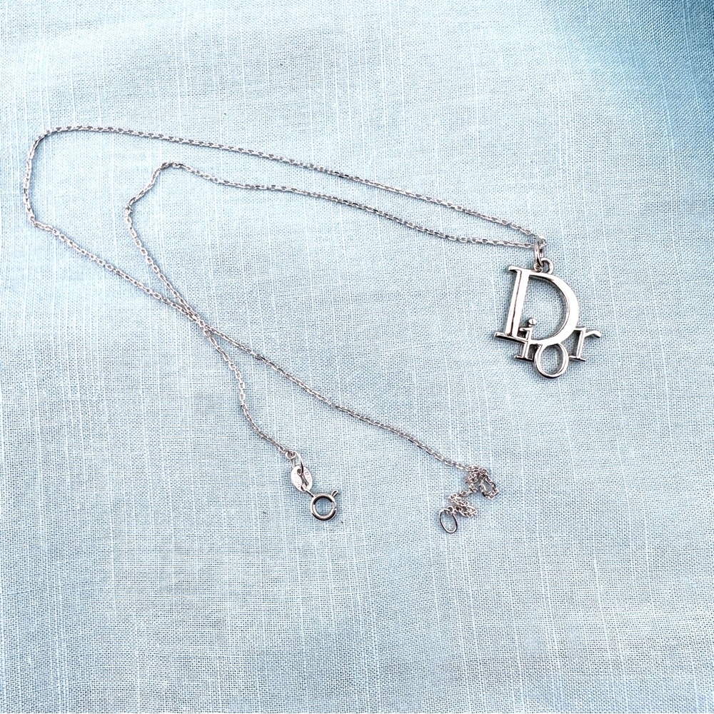 Dior charm necklace. With 18 inch sterling silver chain. - Picture 2 of 5